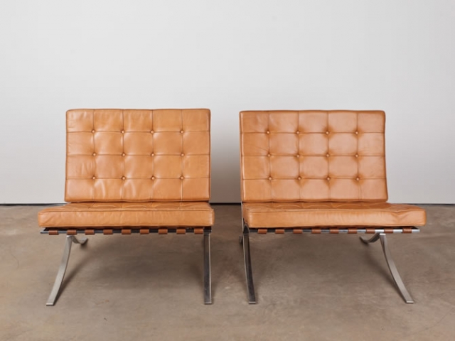 Knoll Barcelona Chairs in original Camel Leather